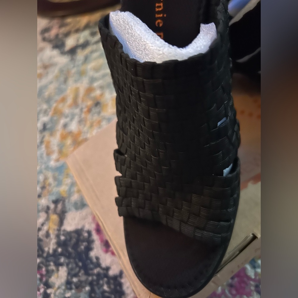 Bernie Mev Black Slip On Open Toe Wedge size 39 eu=8.5 us NWT - Picture 7 of 8